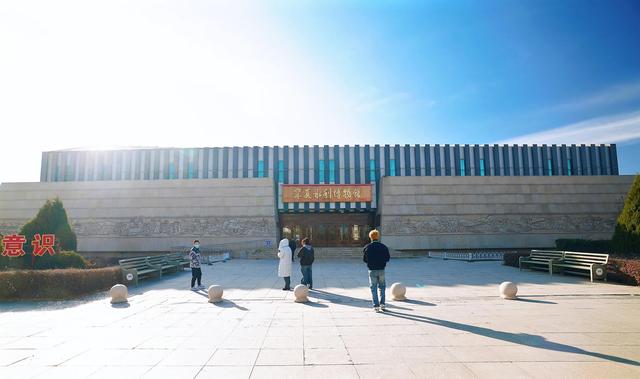 黄河穿峡，古渠流韵——宁夏青铜峡的千年水利传奇