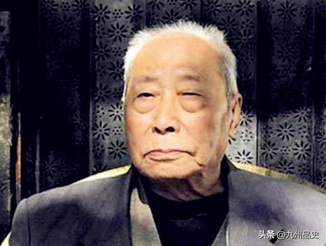 哥哥是皇帝、大伯是光绪、奶奶是慈禧	、他却非常低调地活到2015年