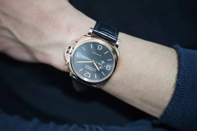 �������������ɺ������Ǹ㵽����