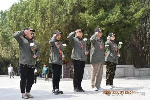 38军子弟瞻仰纪念塔山阻击战的英烈~38军子弟红色东北行第二行程