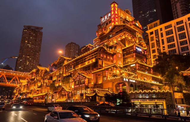 兰州出发，适合穷游的6个城市~