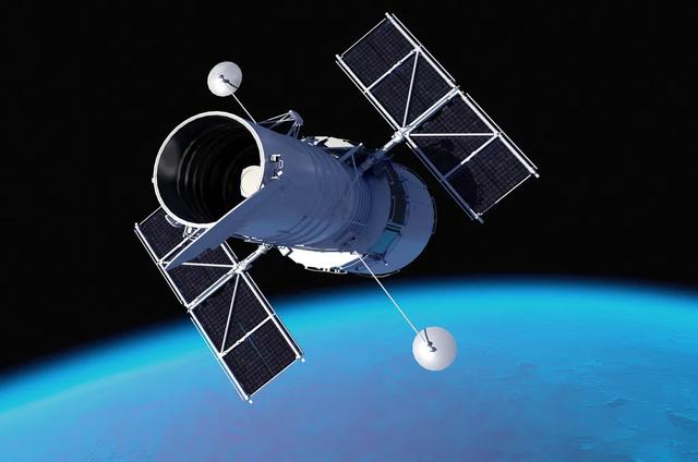 星链卫星又坠落地球了！中国空间站航天员还没返航，会有危险吗