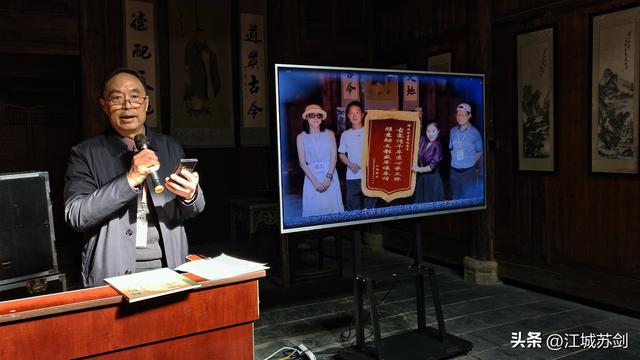 冬日胜春，纸里藏花 ——《相约春天》凤娃古寨文集首发侧记