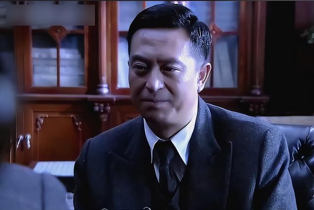 与王海燕离婚传闻真相大白1年，55岁张嘉益近况曝出，一点不意外