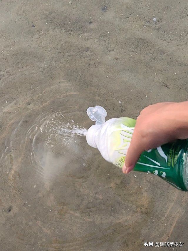 “尖叫	”都没想到，靠瓶子爆火了！这哪是包装，明明是生活神器