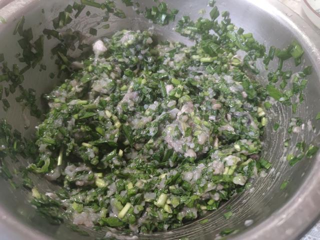 冬至吃饺子	，建议大家：少吃白菜萝卜，多吃4样，养阳暖身庆团圆