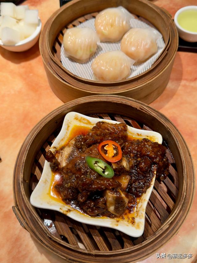 中秋逛豫园，月满人团圆