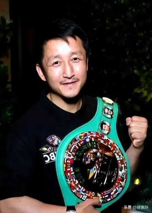 面子里子全没了！7年赔2亿的邹市明，被妻子亲手撕下最后“体面”