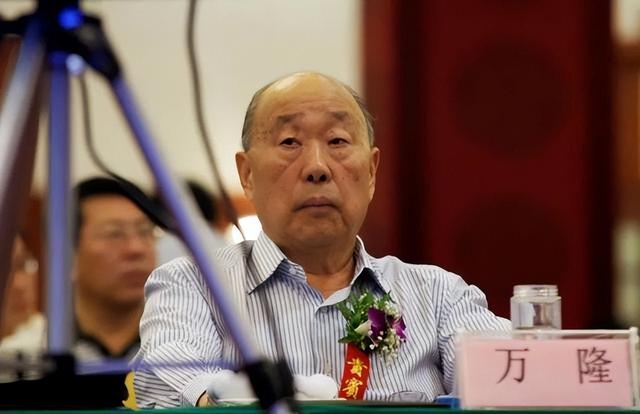 损中利美！转移资产、包养情妇，千亿国民企业其实早被美国控股