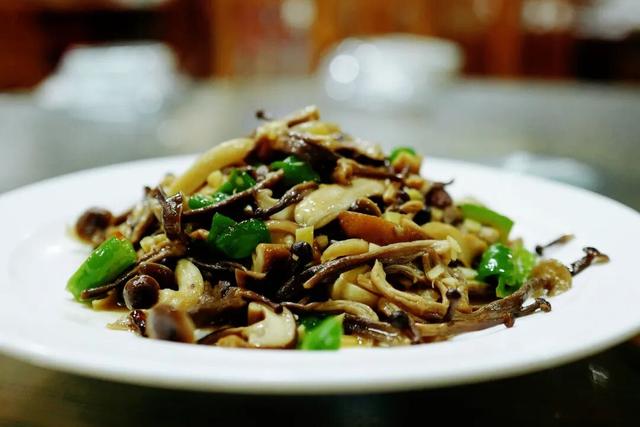 找到了浙江版“大鱼海棠”，人少景美饭好吃！