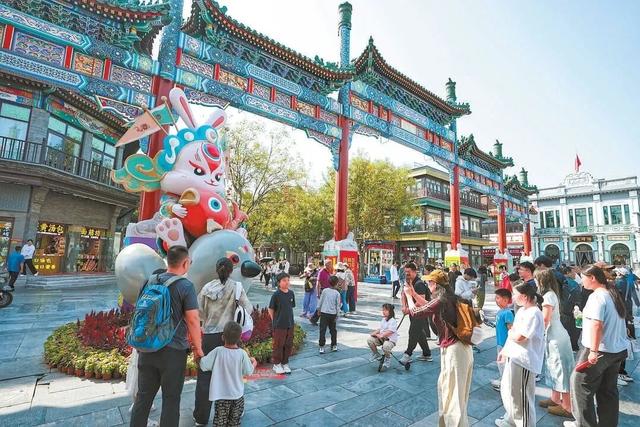 北京双节科技游 “出圈”！首钢园入园客流累计达80万人次……
