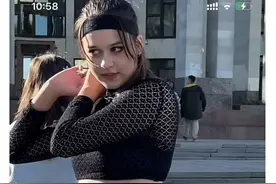 俄罗斯旅游，看见一家中餐馆，以为是外国人开的，进去后大吃一惊图片