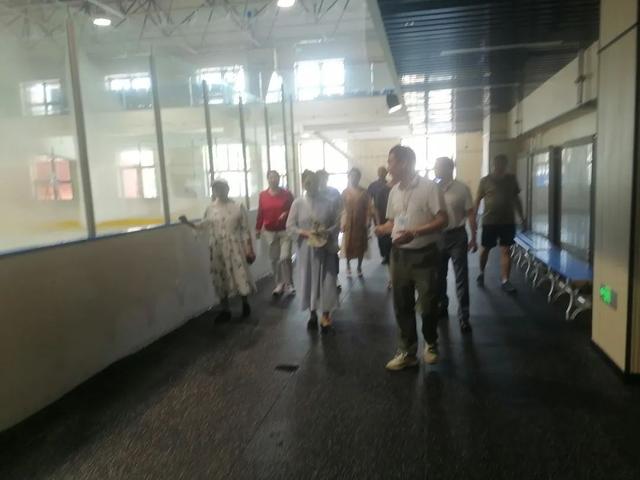走进校园收获多·旅游文化展风采
