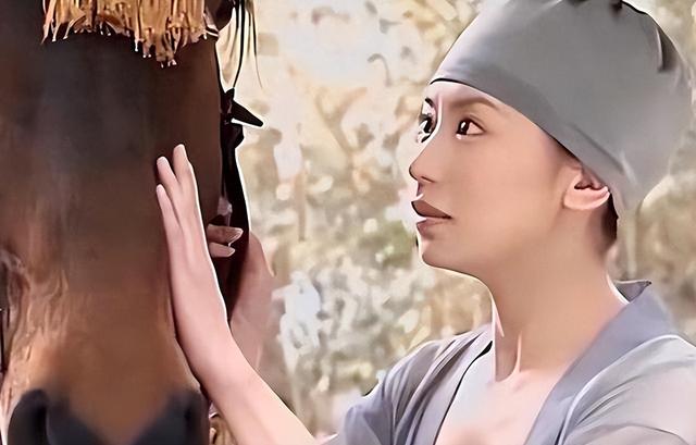 揭秘尼姑庵的黑暗面：尼姑平均年龄不到25，香客人来人往究竟为何