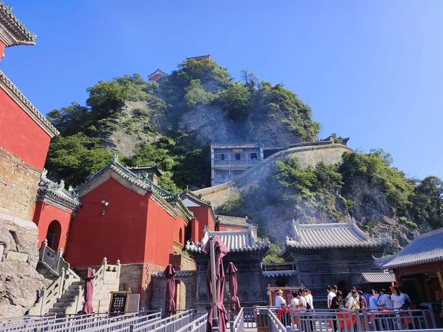 【视界】夏日炎炎，武当山景区热度不减！