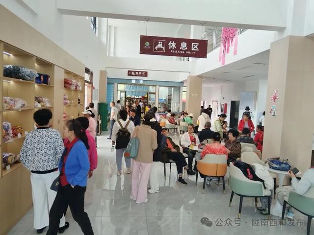 爆款节庆刷屏！陇南乞巧女儿节掀文旅热潮，七天八夜吸引65万人次、带动消费3.77亿元