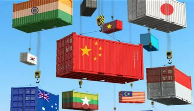 第一个公然拒绝北京阅兵！一国总统正式通告全球，降格对待中国？