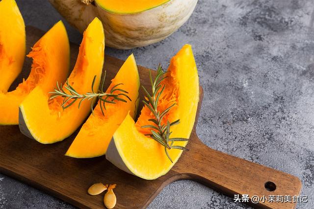 “早立秋冷飕飕，晚立秋热死牛”，今年立秋逢闰六月，是冷还是热