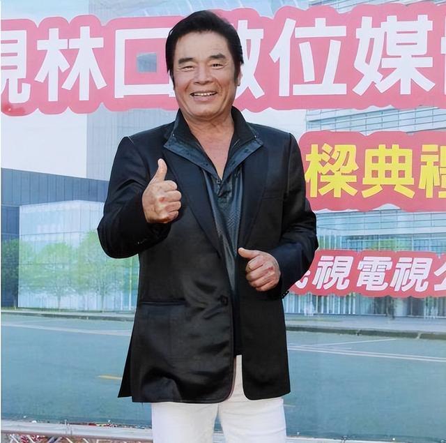 他和6个老婆共处一室，每人每月7万零花钱，71岁又娶小20岁妻子