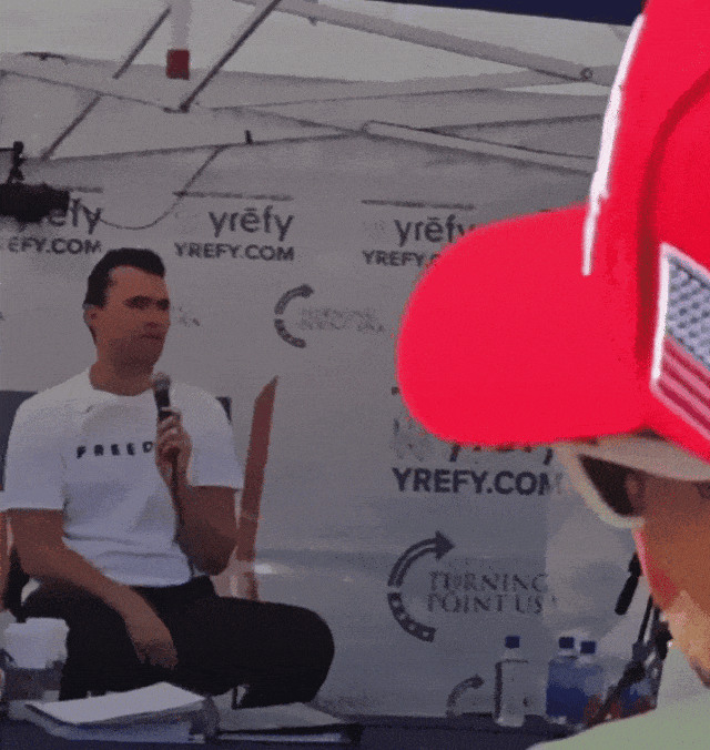 票房破19亿！漫威退下来3位演员，联手拍R级片，给老东家上了一课