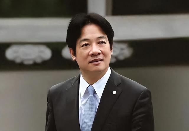 大陆还没出手，上百台军飞行员集体跑路，台专家：统一已有新模式