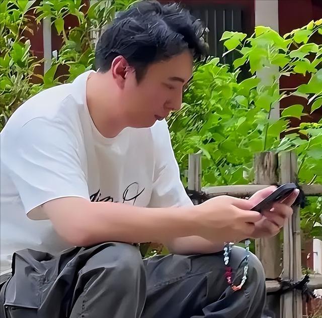 风流成性、挥霍无度，37岁“纸醉金迷”的王思聪，再次传出大丑闻