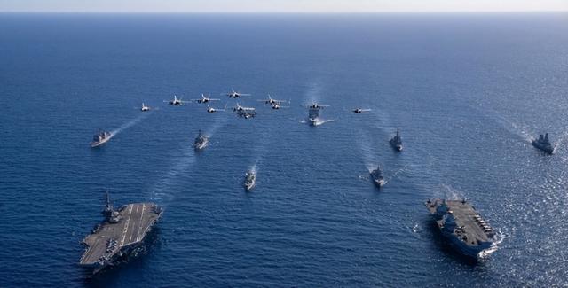 又让张召忠说中了？东拼西凑550亿建的2艘航母，如今彻底成为累赘