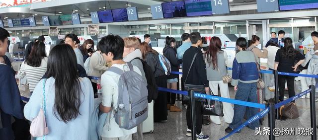 扬州海关引入AI眼镜，入境旅客通关“秒过”