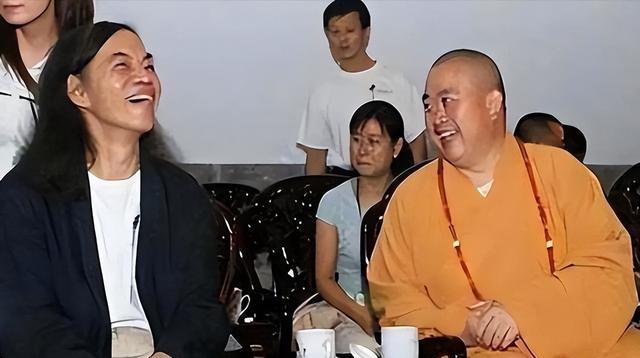 拔萝卜带泥！释永信倒台后	，最惨的不是女明星，而是捐了46亿的他