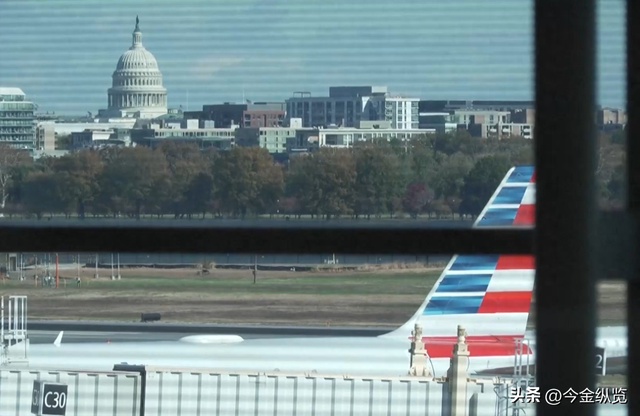 政府停摆37天！航班延误背后，特朗普大棋曝光：上演“权力换血”