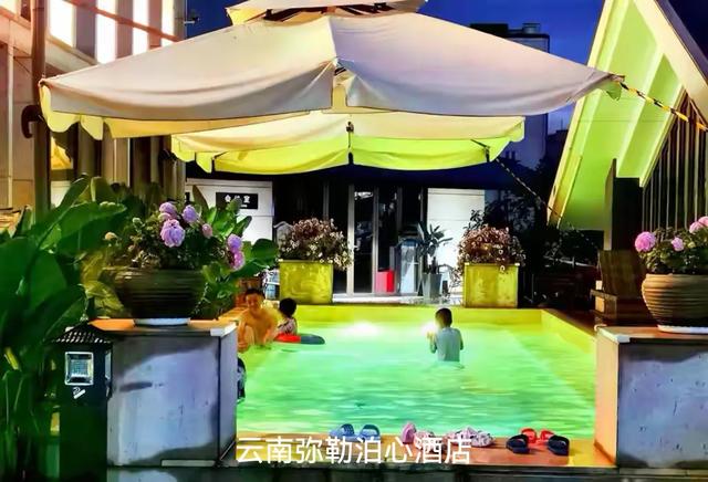 温泉水滑洗凝脂——各地温泉体会