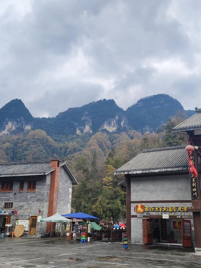 南行漫记：汉中南郑区到巴中恩阳区，9小时233公里的行走路书