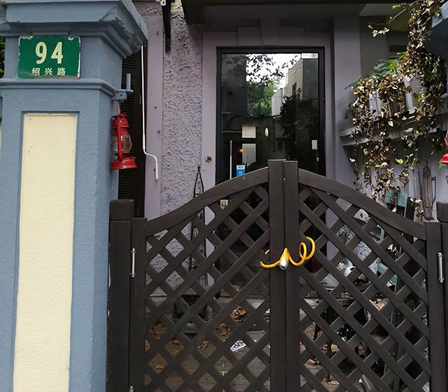 上海绍兴路 徒步中的梧桐绿荫 书香文艺 欧陆建筑