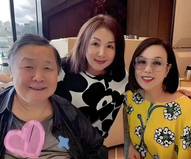 婚内出轨保姆还养情人，秦煌晚年凄凉住养老院，四个子女都不照顾