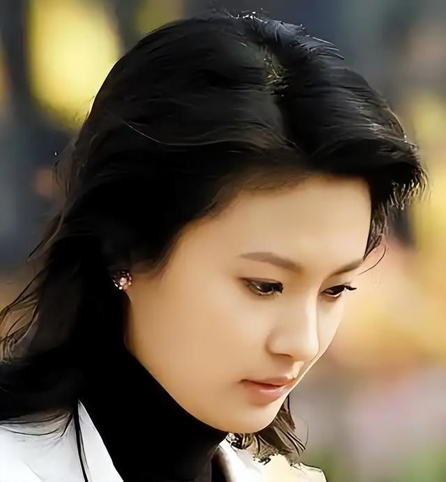 央视最惨女主持，男友死缓、丈夫入狱，如今48岁又被释永信牵连