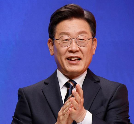 来不及了，韩国一通电话打给了中国，被中方点破小心思，中方表态了，韩外长打算火速前往日本
