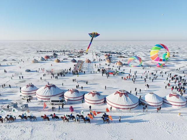 踏雪寻鱼：在杜尔伯特，我亲历了千米巨网破冰而出的震撼