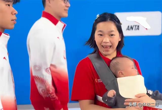 王伟莹王宗源全运摘金创佳绩，全红婵带娃成暖心名场面
