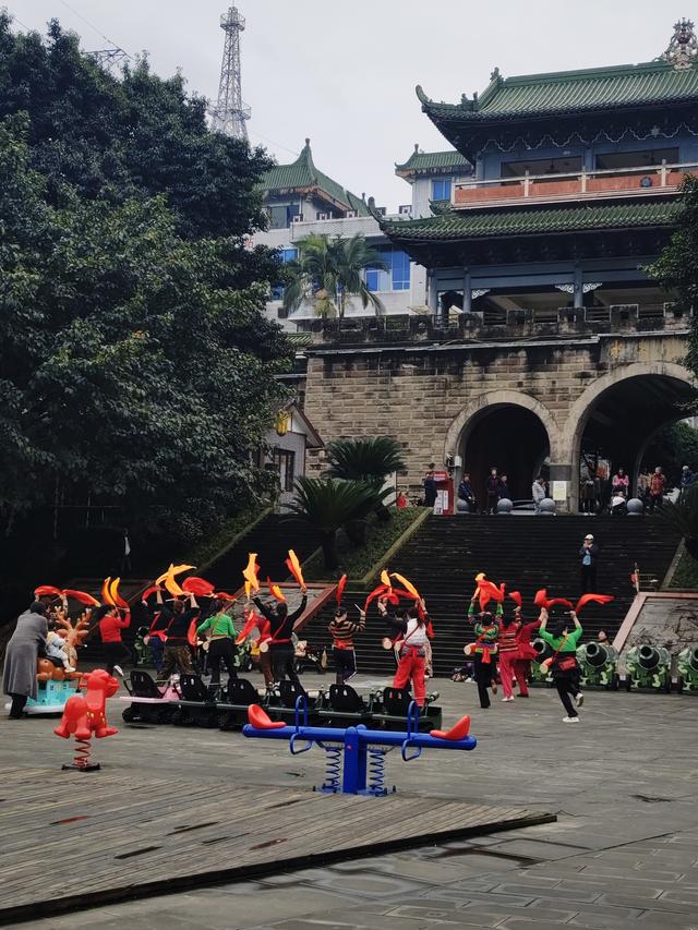 南行漫记：我们就不该来宜宾