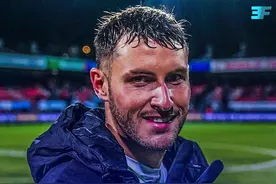 新神锋，曼联要不要？22岁墨西哥左脚前锋希门尼斯16场18球图片