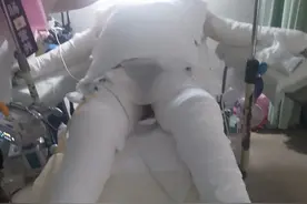 电动车电池室内充电突爆燃，大三男生被烧重伤，父亲：儿子与同学暑期勤工俭学同租房，电动车是同学租的图片