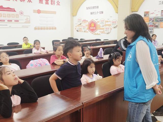“童眼探荆楚”：长山社区开启儿童乡土文化奇妙之旅