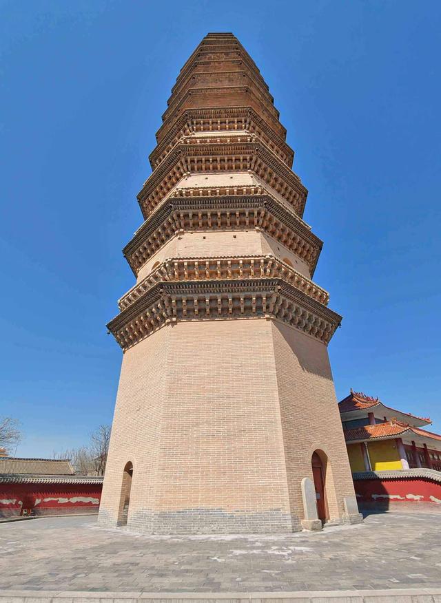 安邑县，好高塔，离天不过丈七八——运城