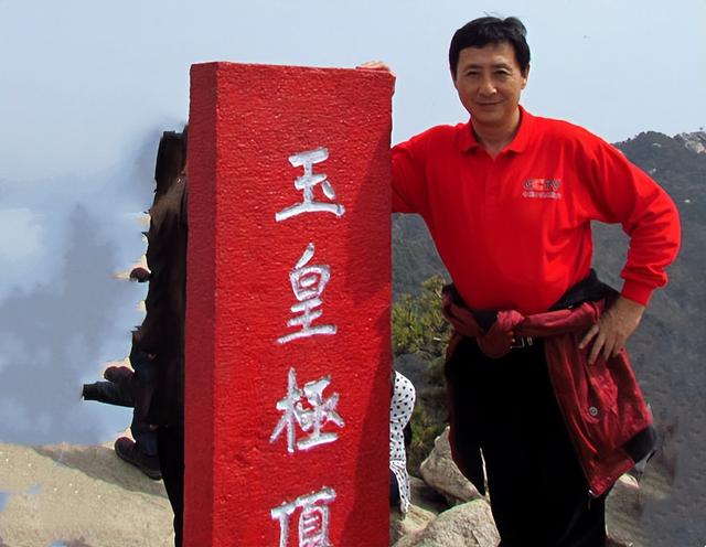 河南旅游：观中原大佛 赏神奇尧山纪行（图）