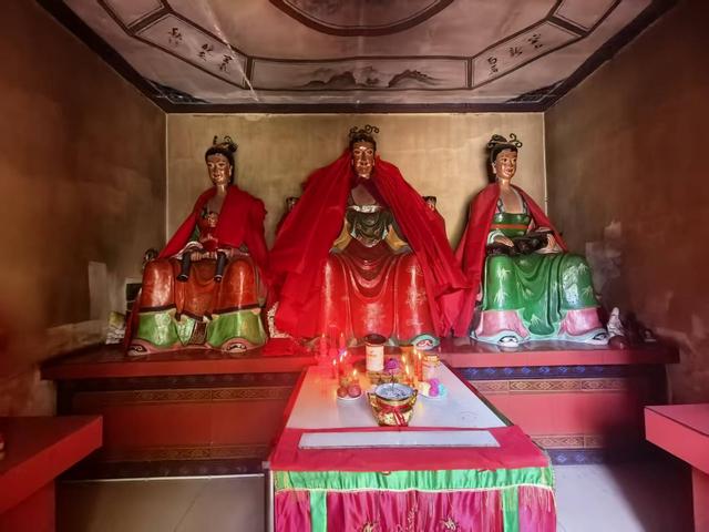 走进满江街道登龙村