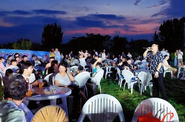 麒麟觅境啤酒音乐节点亮嘉祥文旅“夜经济”