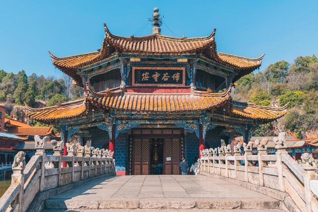 到云南游玩，去过这9个绝美古寺再离开吧！人气都超旺，祈福灵验