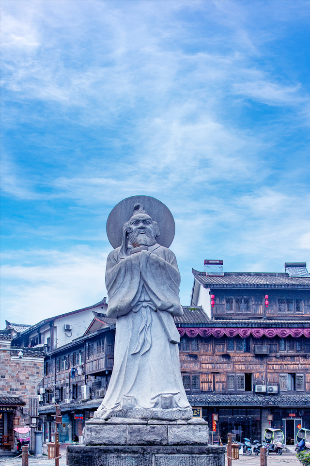 江西最冷门，全网0攻略！这座因铜设市的神仙小城，名山太惊艳了