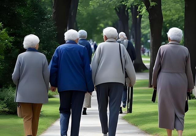 中国将迎人口死亡高峰！22年1041万，23年1100万，去年死亡多少？