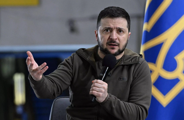 泽连斯基突然翻脸，通知中方做好全面准备，迎接乌克兰的最新制裁